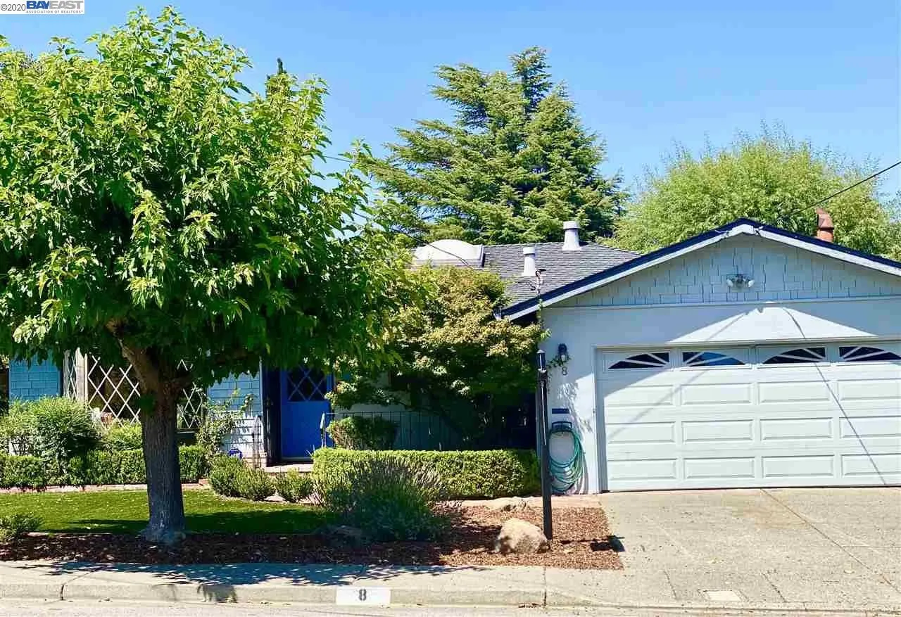 8 Lenglen Ave., San Rafael