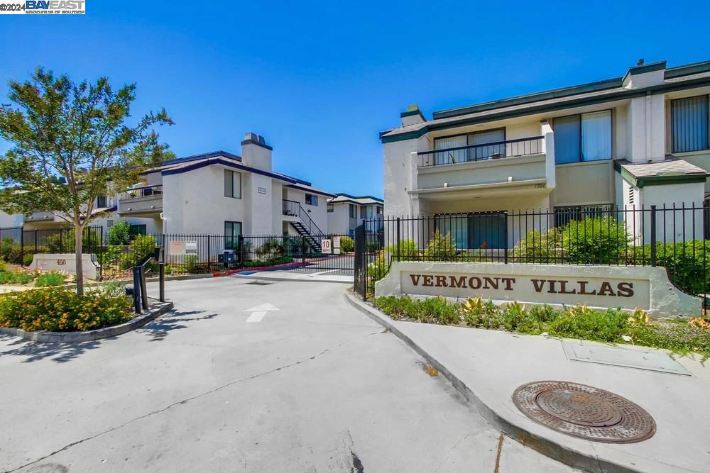 450 W Vermont Ave Unit 402 Escondido